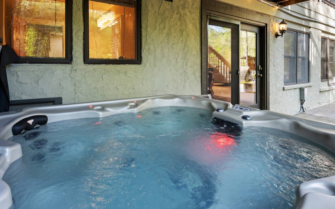 Hendersonville House | 474 m² House ∙ 7 bedrooms ∙ 19 guests