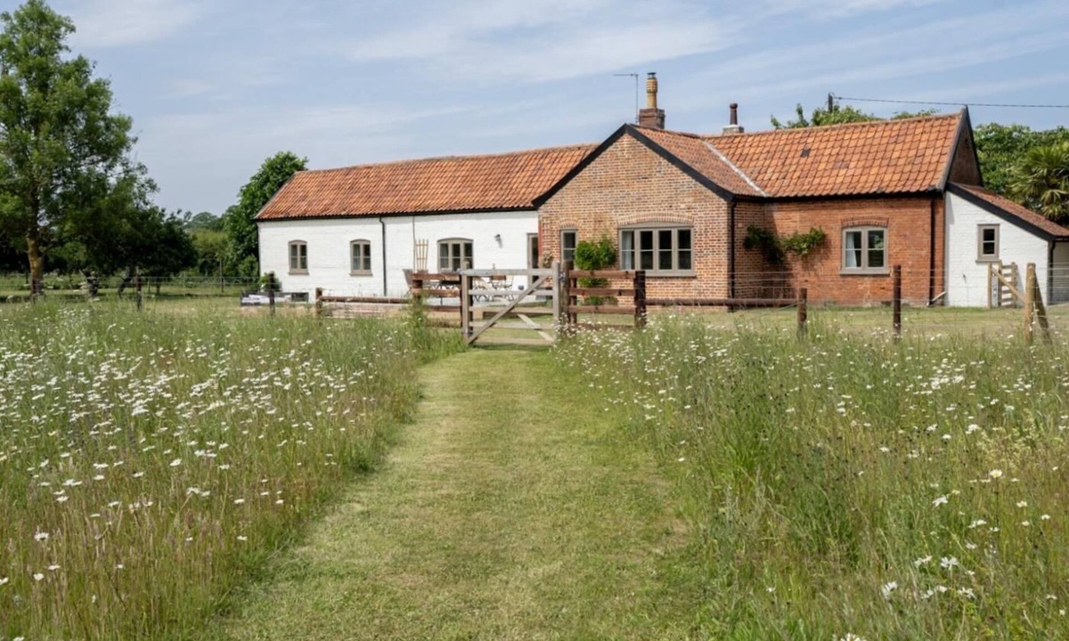 Postwick with Witton Cottage | 5 Bed in Postwick (oc-w30947)