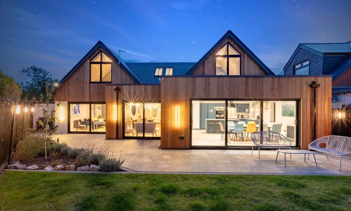 Whitstable Cottage | 5 Bed in Whitstable (oc-27870)