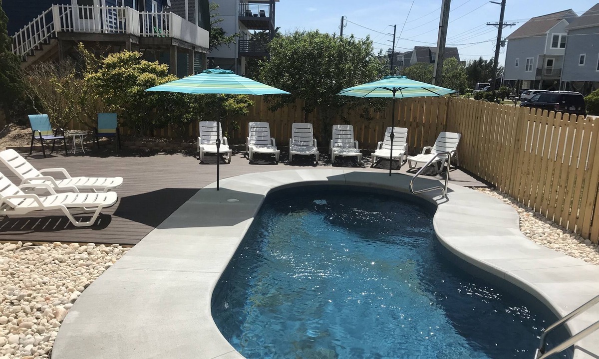 Surf City House | 5 bedrooms, 4 baths, 2 half baths, private pool & private beach access