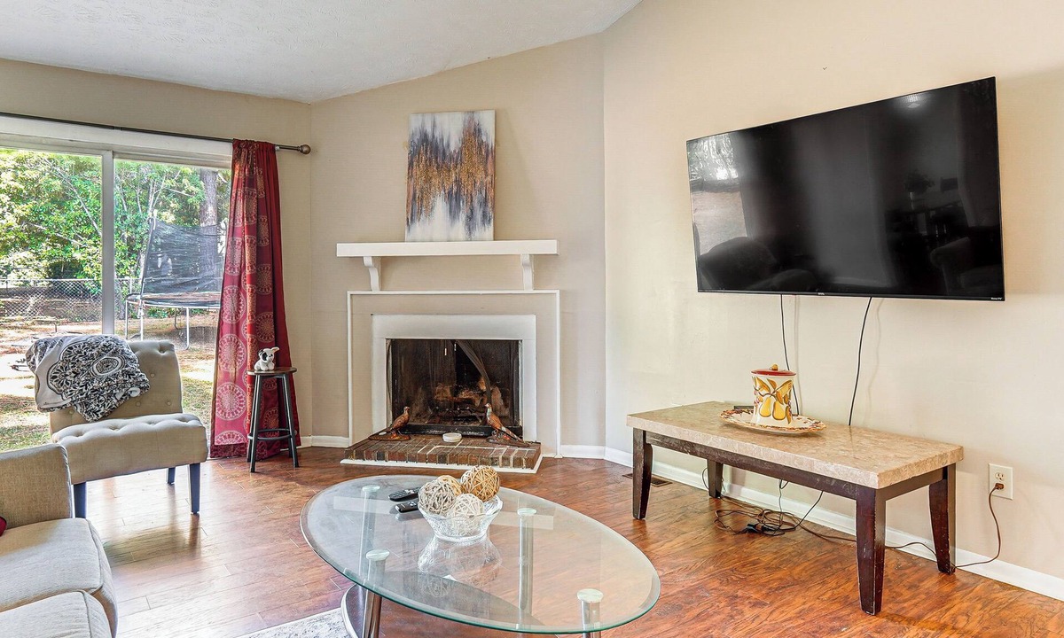 Westover House | 5 Mi to Fort Bragg: Family Gem Near Parks & Trails