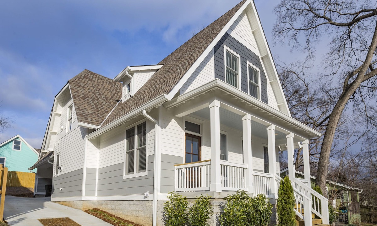 East End House | 5 Points, East Nashville. 1201 Lillian St