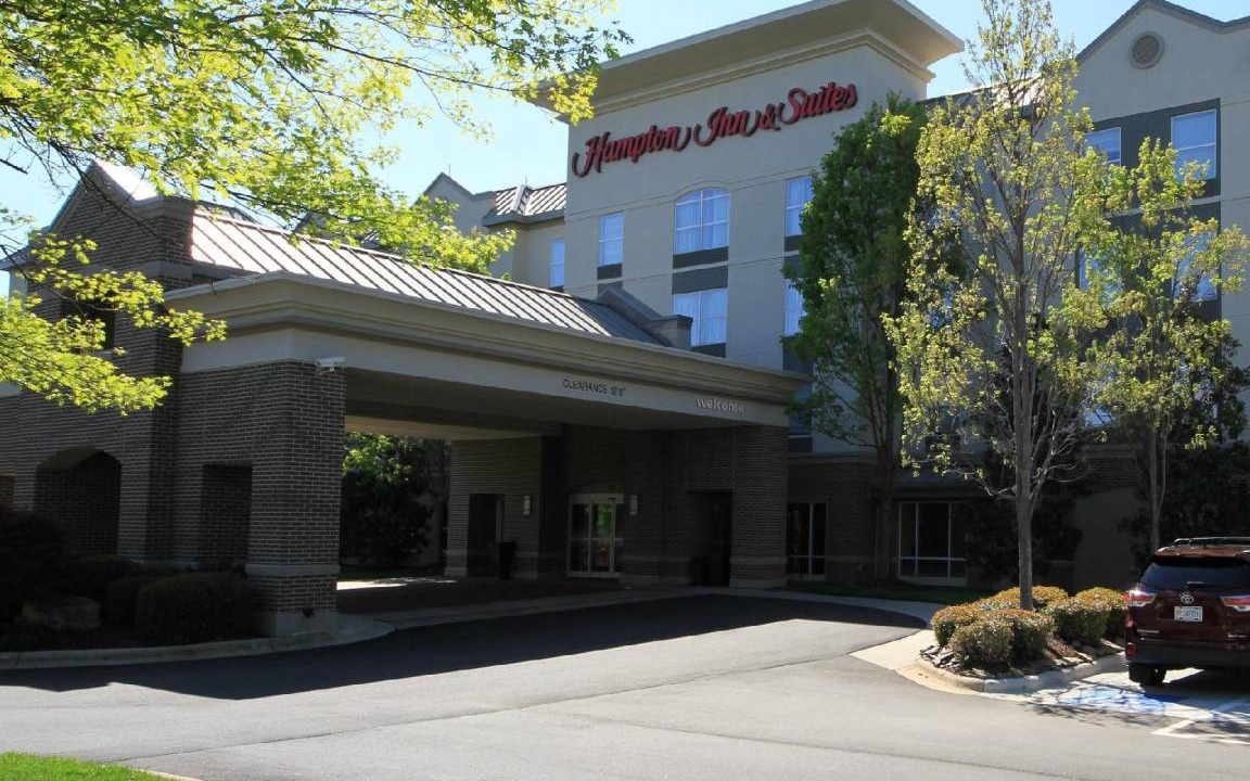 Mooresville Hotel | 55 m² Hotel ∙ 2 bedrooms ∙ 127 guests