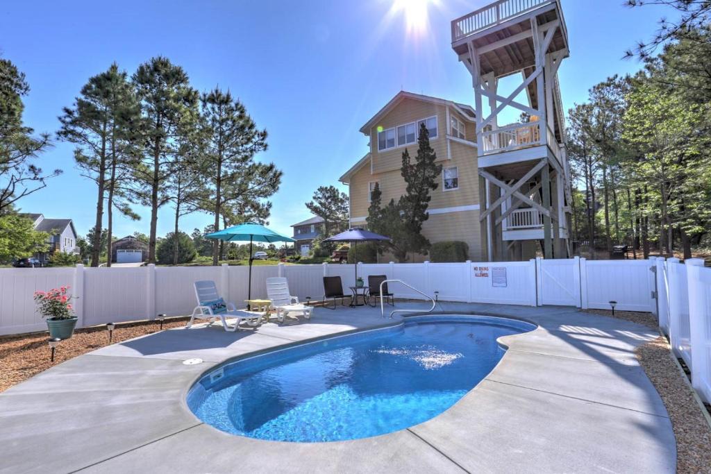 Nags Head House | 6060 - All Decked Out