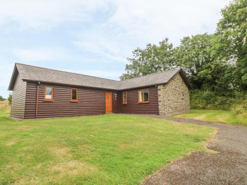 St Wenn House | 64 Waterside