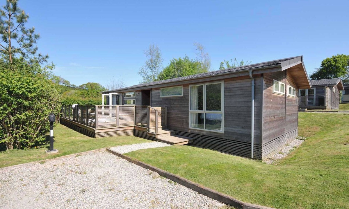 Looe Cabin | 7 Valley View, Open-plan, WiFi