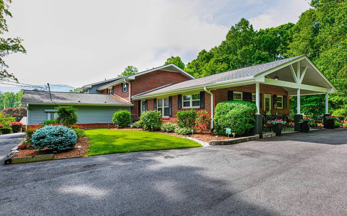 Swannanoa House | 74 m² House ∙ 2 bedrooms ∙ 6 guests