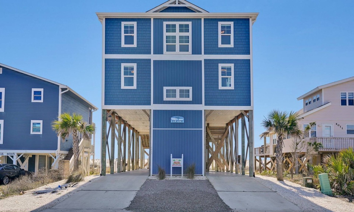 Long Beach House | 7BR/5.5BA House-Oceanfront, Elevated Pool In-Deck, Elevator, Sleeps 24
