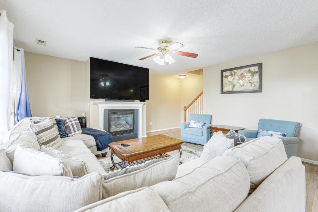 Northeast Raleigh House | 8 Mi to Dtwn Raleigh Family Home with Yard
