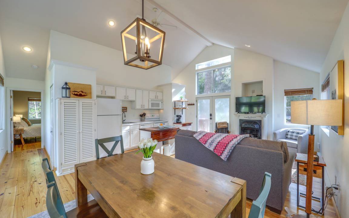 Newland House | 81 m² House ∙ 2 bedrooms ∙ 6 guests