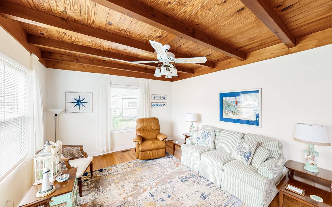 Long Beach House | 82 m² House ∙ 2 bedrooms ∙ 4 guests