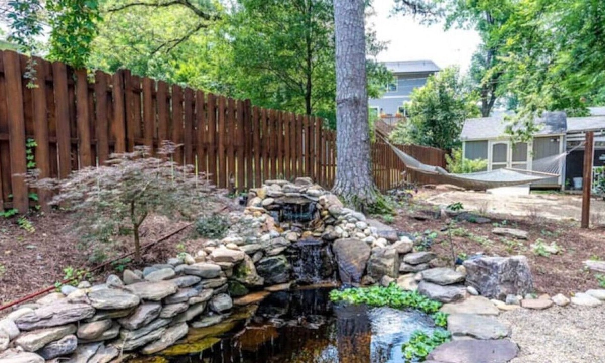 Wilmore House | 827 Spruce Street · Secret Calming Oasis Included - 3BR Family Home