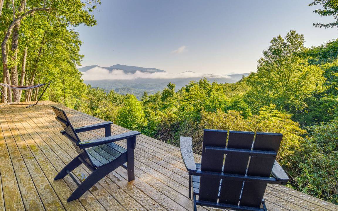 Spruce Pine Apartment | 83 m² Apartment ∙ 2 guests