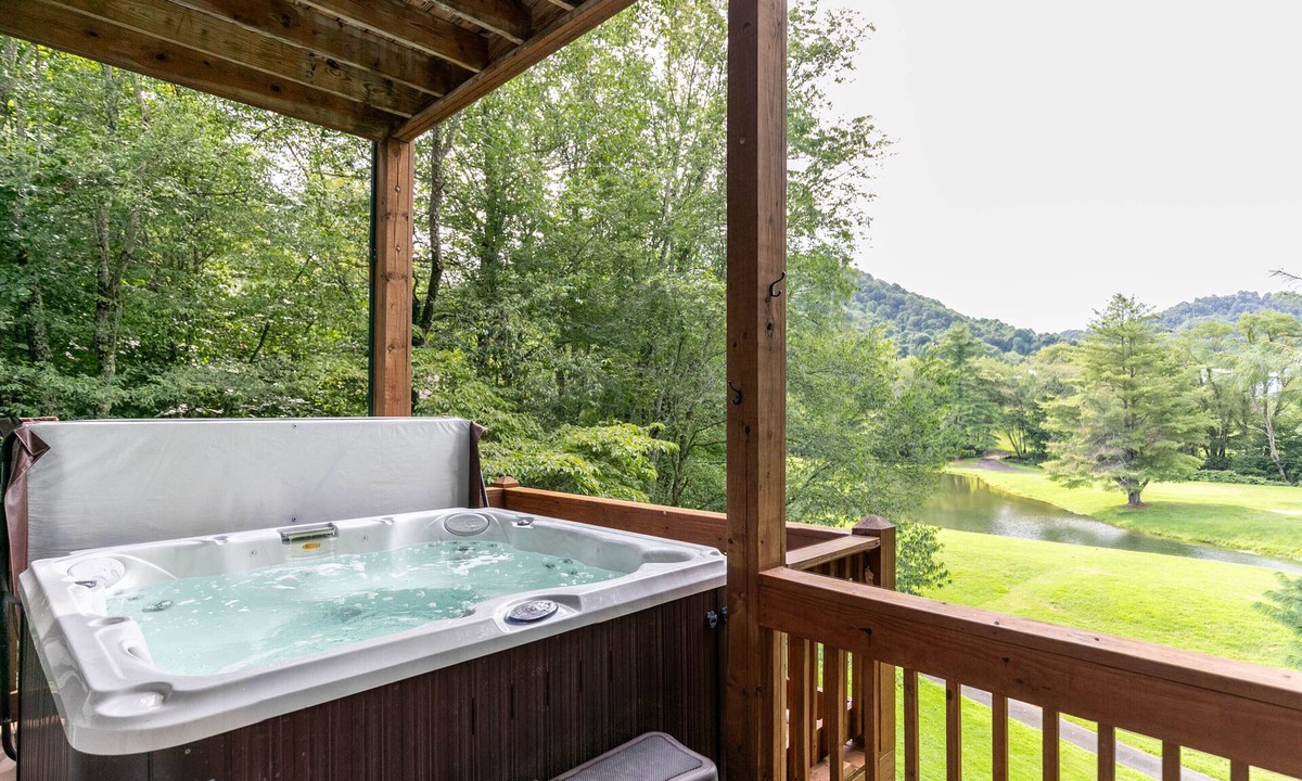 Boone Cabin | A Happy Roost Rustic cabin near Boone with hot tub gas fireplace