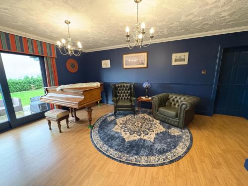 Dingwall House | Abalone Accommodation