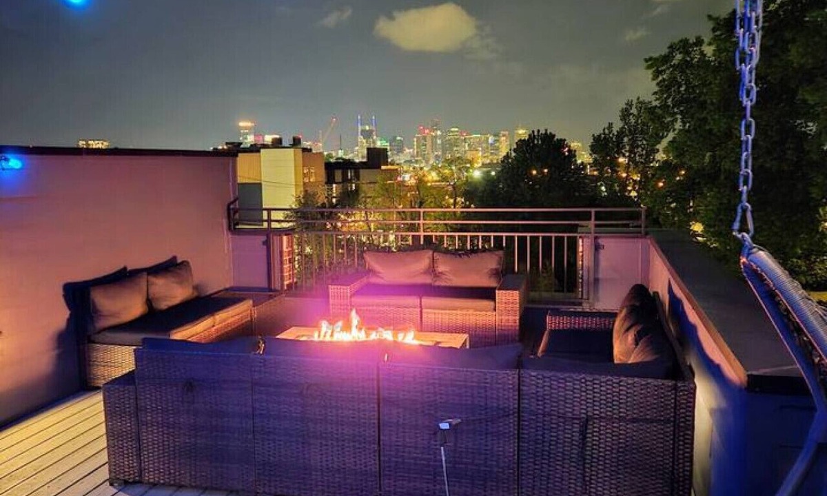East Nashville Villa | Adjacent townhomes, 8 rooms, 2mi to DT, City View