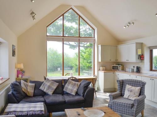 Llanfachraeth House | Alarch