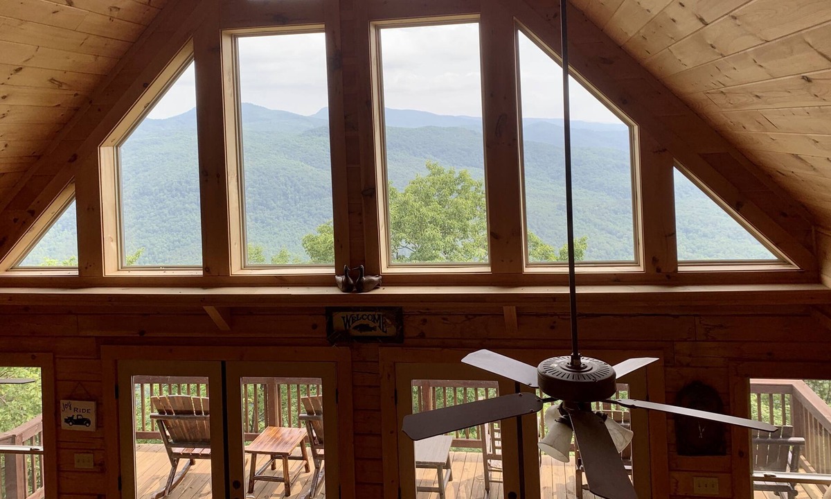 Lake Lure Cabin | All Year Mountain/Sunset Views - Updated cabin - Best view in Lake Lure by Sunscape Property Management