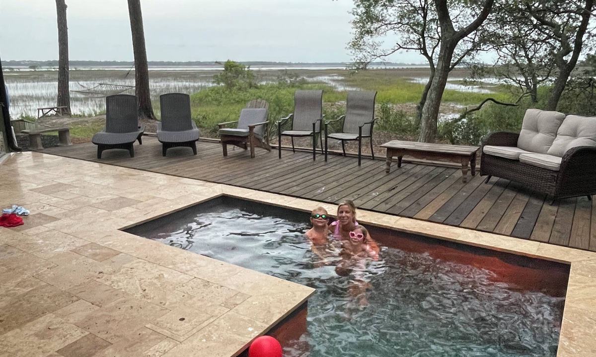 Folly Beach House | Amazing Views - Heated Pool - Hot Tub - 5 beds - walk to beach!