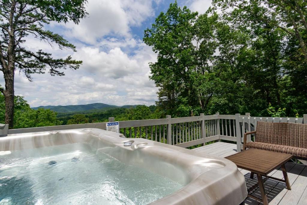 Fairview House | Angie's Mountain Overlook Hot Tub and Views!