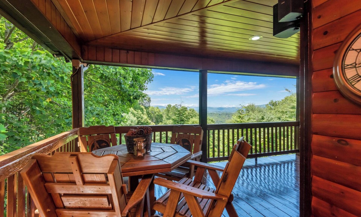 Piney Creek Cabin | Appalachian Mtn Cabin Near New River State Park!