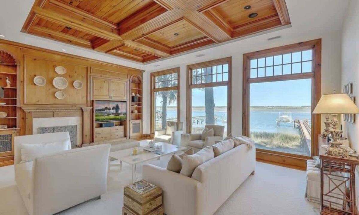 Vanderhorst Plantation House | Architectural Gem with Private Dock