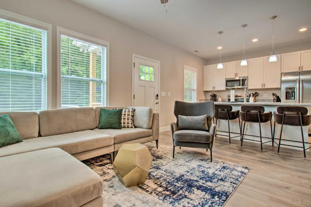Asheville House | Asheville Retreat Hot Tub, Yard and Game Room!