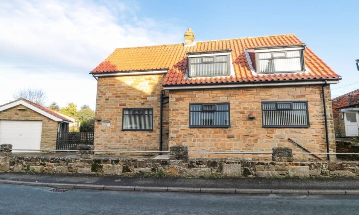 Hawsker Cottage | Avon Croft Cottage, Hawsker