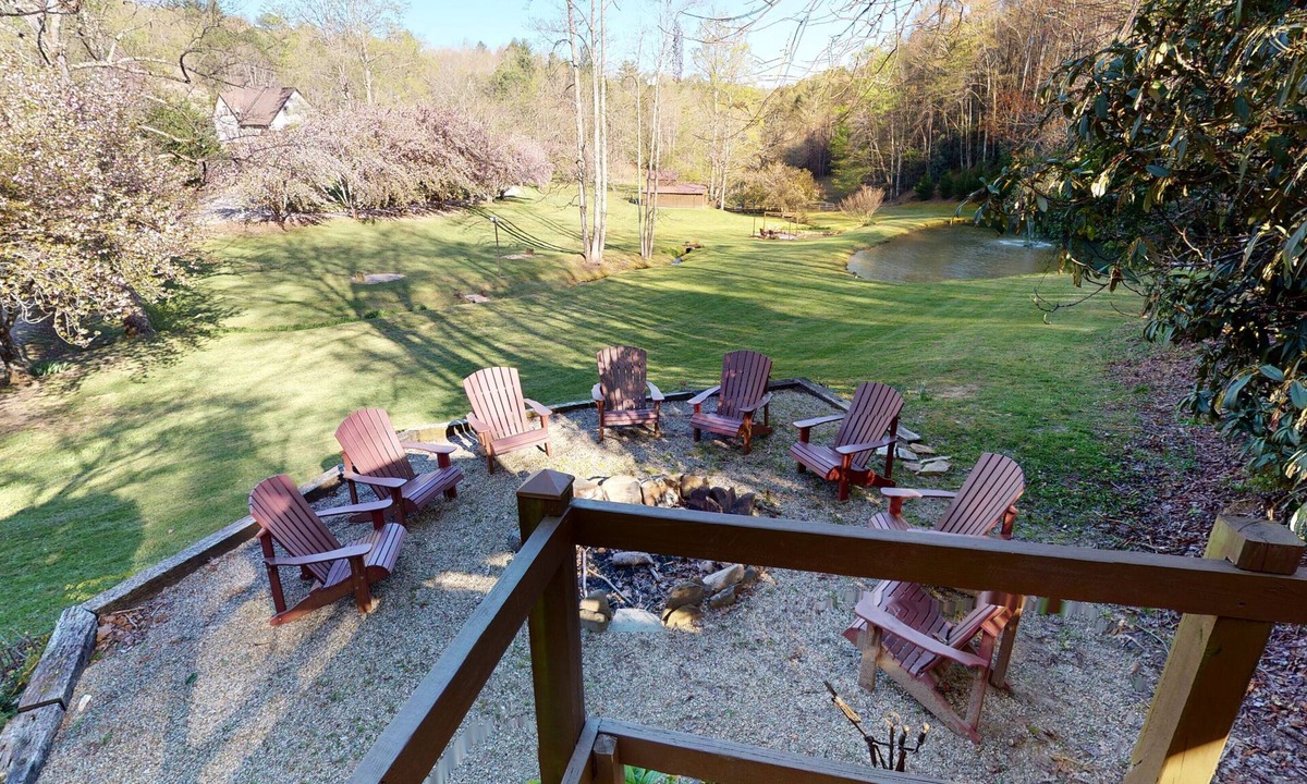 Andrews House | Awesome Cottage, Views, Waterfalls, Cute animals, streams, privacy, easy access