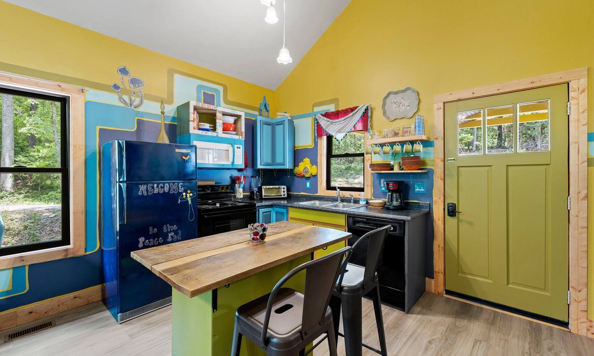 Horse Shoe Ski Chalet | Backwoods Bungalow
