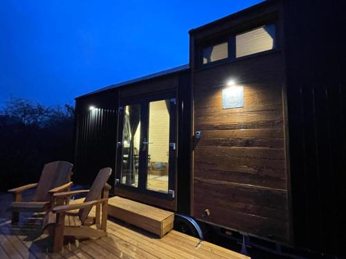 Whitchurch House | Badgers Hollow by Tiny Away