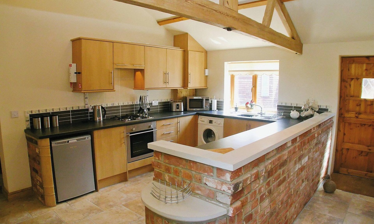 East Tuddenham Cottage | Barn conversion set on a small farm which enjoys lovely countryside views.