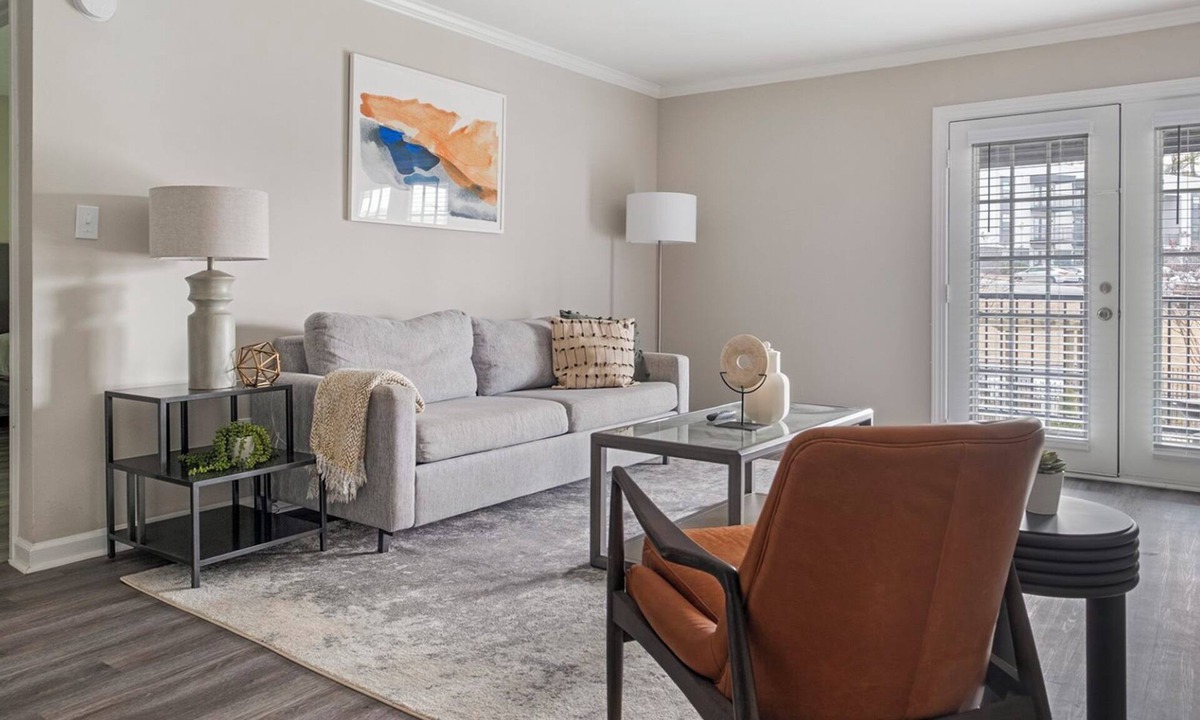 Homewood Apartment | Barsala l Fully-furnished 1BD in Birmingham, AL