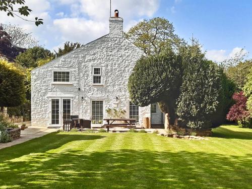 Palterton House | Bathurst Cottage