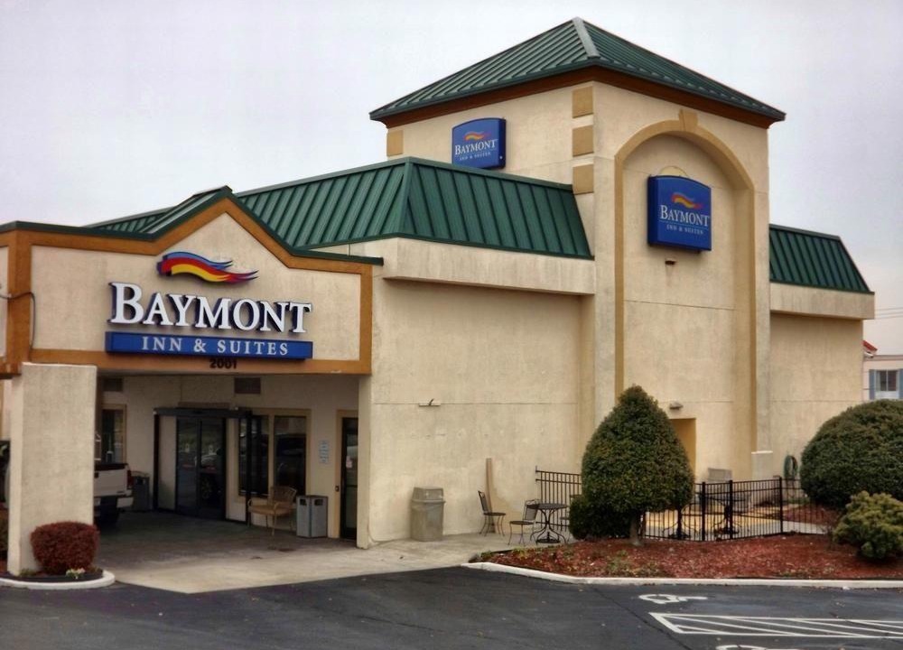 Greensboro Hotel | Baymont by Wyndham Greensboro/Coliseum