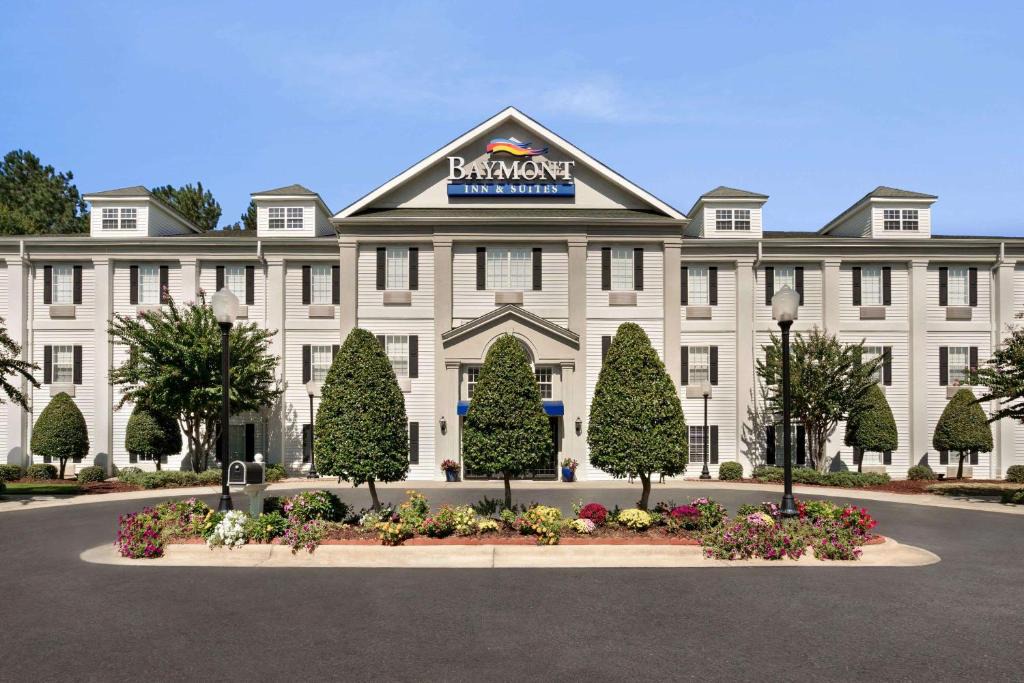 Henderson Hotel | Baymont by Wyndham Henderson Oxford
