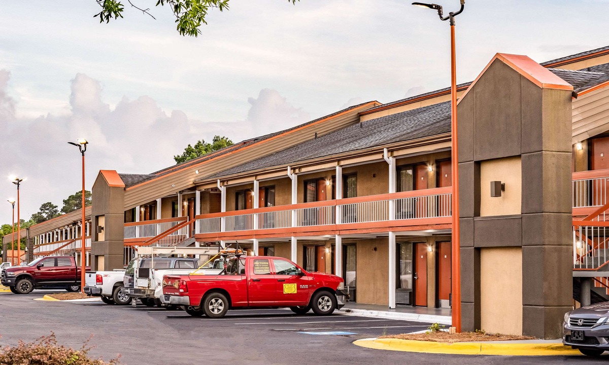 Wilmington Hotel | Baymont by Wyndham Wilmington