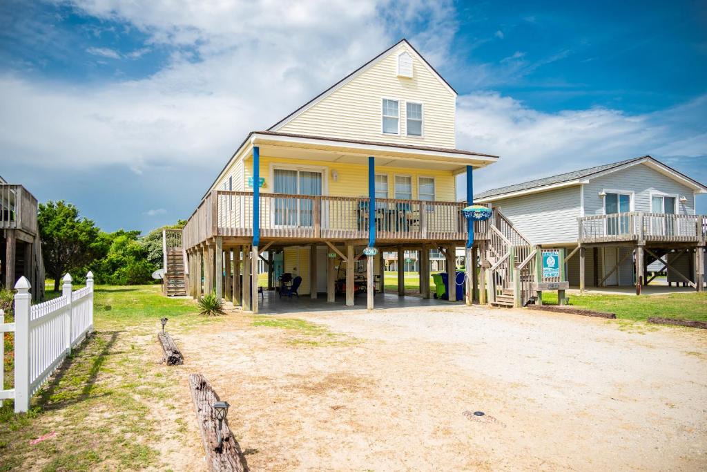 Long Beach House | Beach Hair Don't Care by Oak Island Accommodations