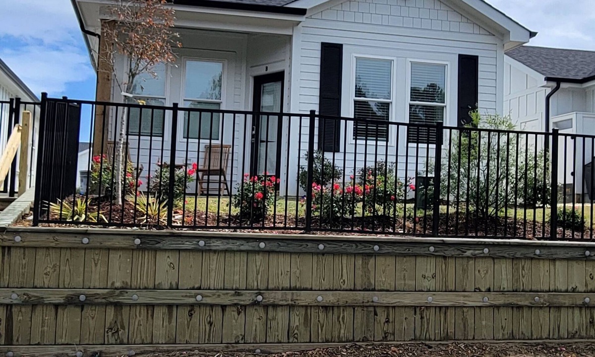 Corolla Village Condo | Beach Paradise: 5-min walk to beach & directly across from Currituck Lighthouse!