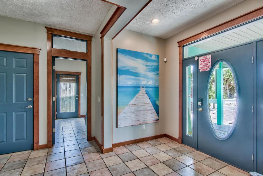 Biltmore Beach House | Beachcomber - Beachfront With Pool And Hot Tub - On The Beach!