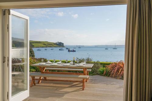 St. Mawes House | Beachfront home with spectacular sea views