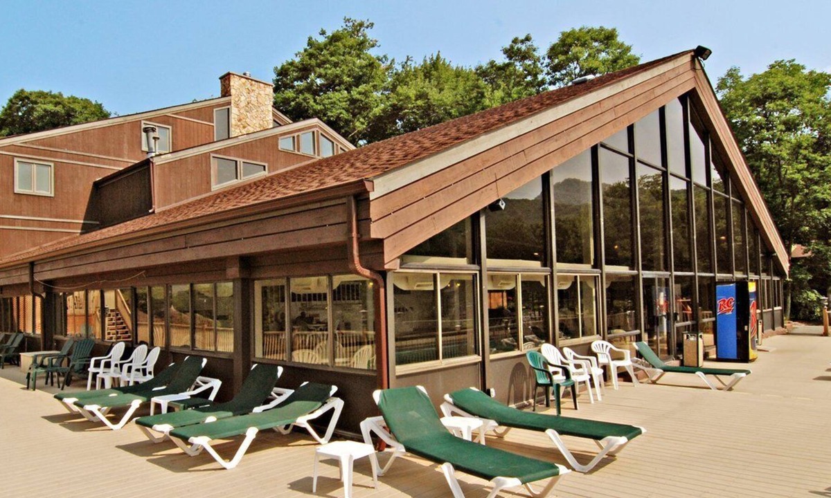Timbers Resort | Tynecastle
