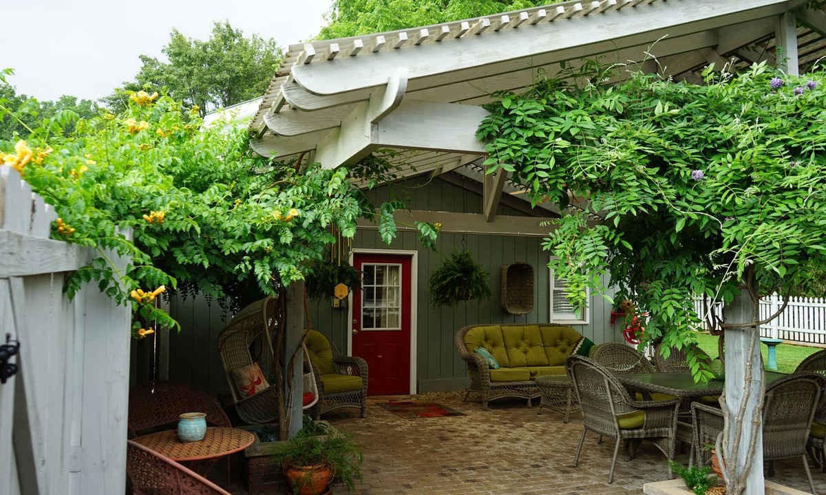 Fairview Cottage | Beautiful Cozy Immaculate cottage