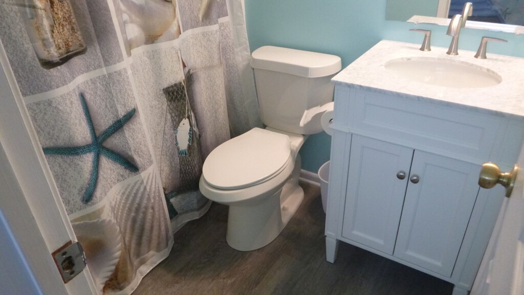North Carolina Coast Condo | BEAUTIFUL OCEAN VIEW CONDO STEPS FROM THE OCEAN AND BOARDWALK