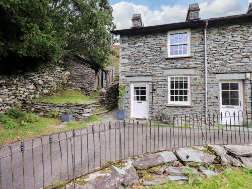 Chapel Stile House | Beck Steps
