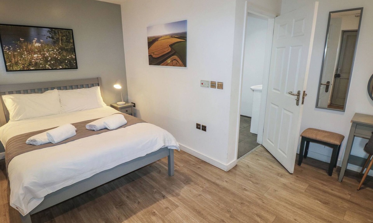 Cowbridge Cottage | Beech