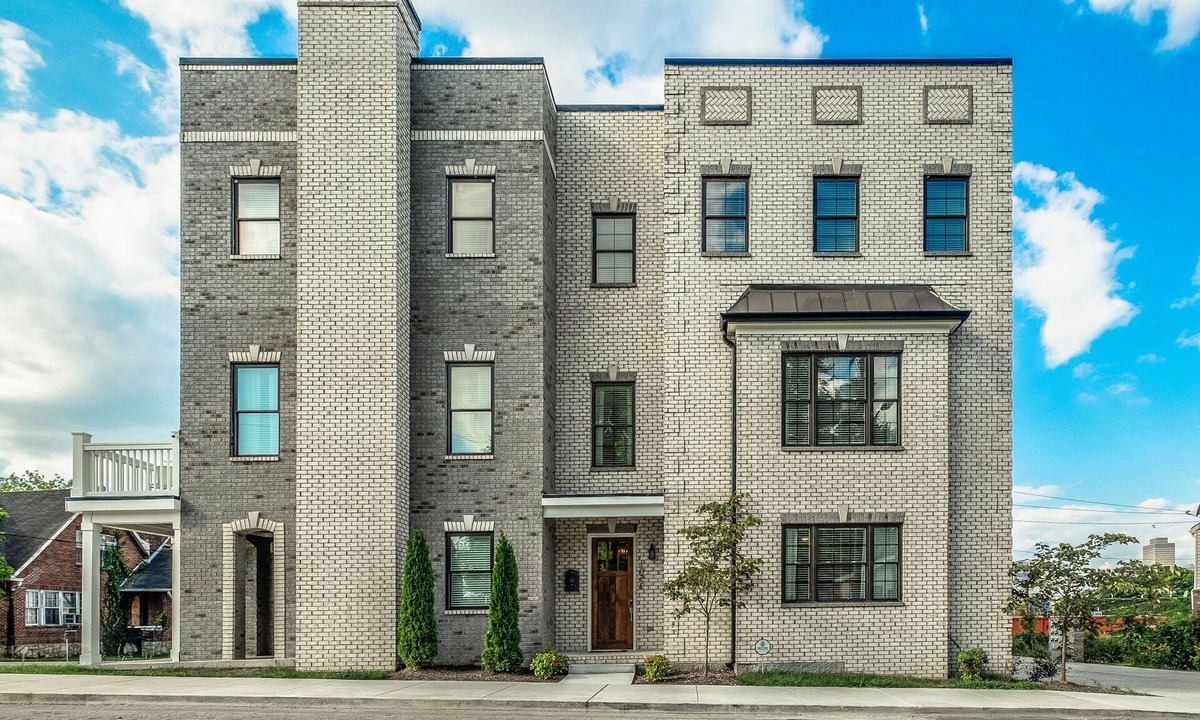 Buena Vista House | ★Best Views in Downtown★Stunning design, rooftop, near BROADWAY - 8 beds