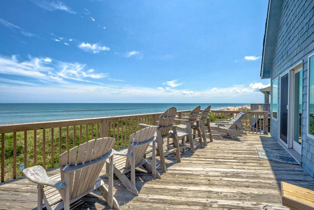 Avon House | Blue Crab 503