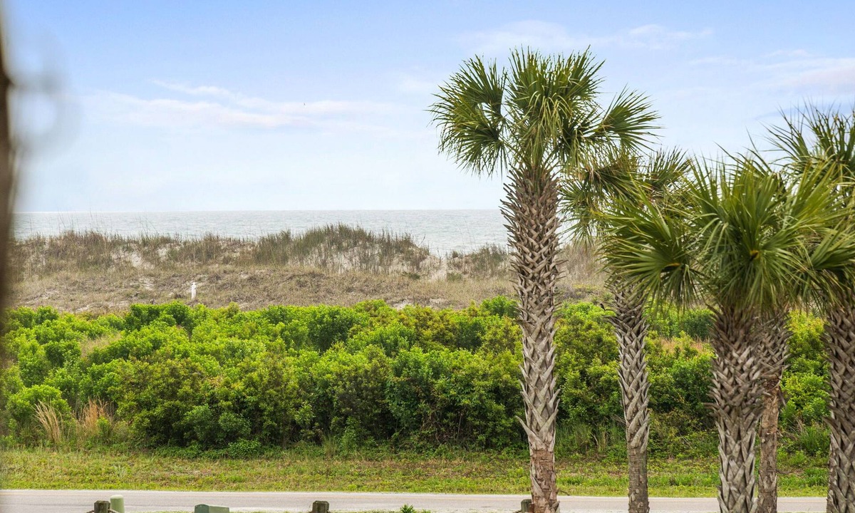 Ocean Isle Beach Condo | Book now for spring & summer 2025 before availability is gone!