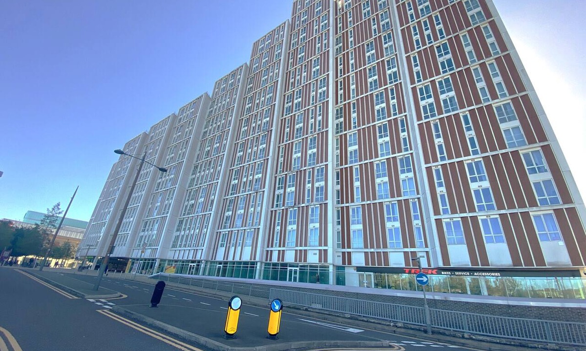 Bracknell Apartment | Bracknell RWH Spectacular Two Bedroom Apartment
